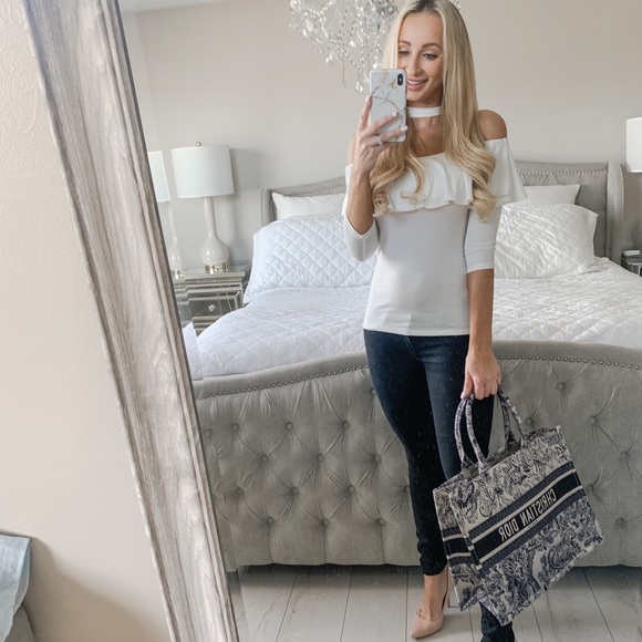 LAST 3!!! Off The Shoulders White Sleeve Blouse - Picture 5 of 13